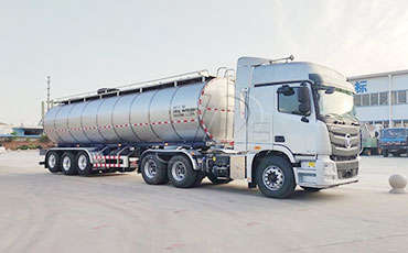 深入了解鲜奶运输车：鲜奶运输领域不可或缺的专用车辆